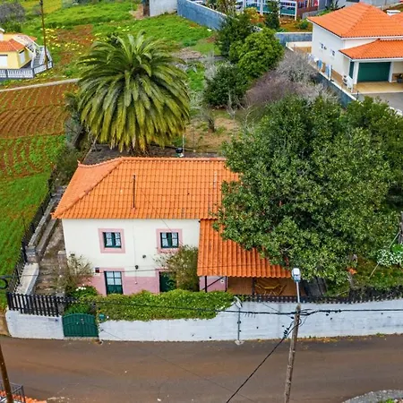 Casa Jardim *